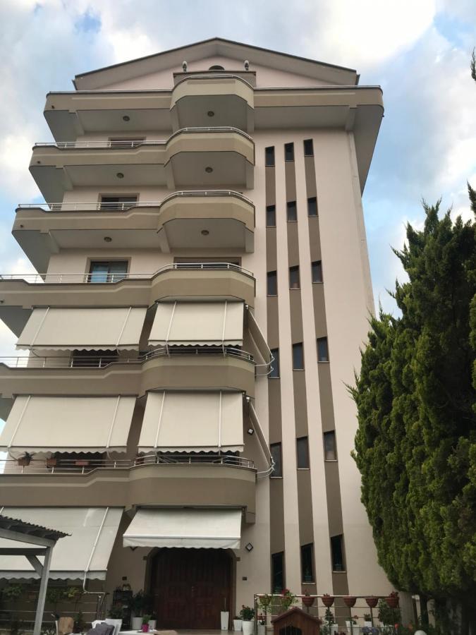 Guest House Il Palazzo Дуррес Экстерьер фото