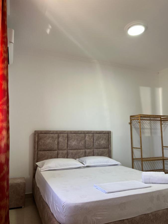 Guest House Il Palazzo Дуррес Экстерьер фото